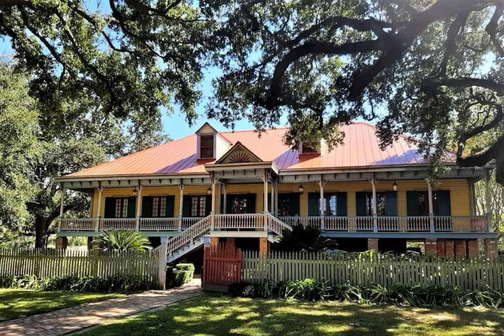 Best Plantations to Visit in New Orleans: Laura Plantation