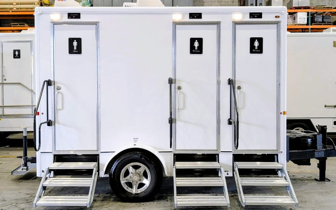 luxury portable bathrooms